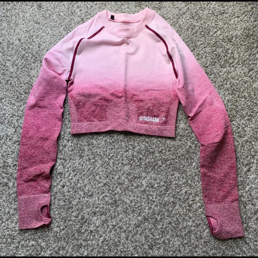 Small gymshark crop top